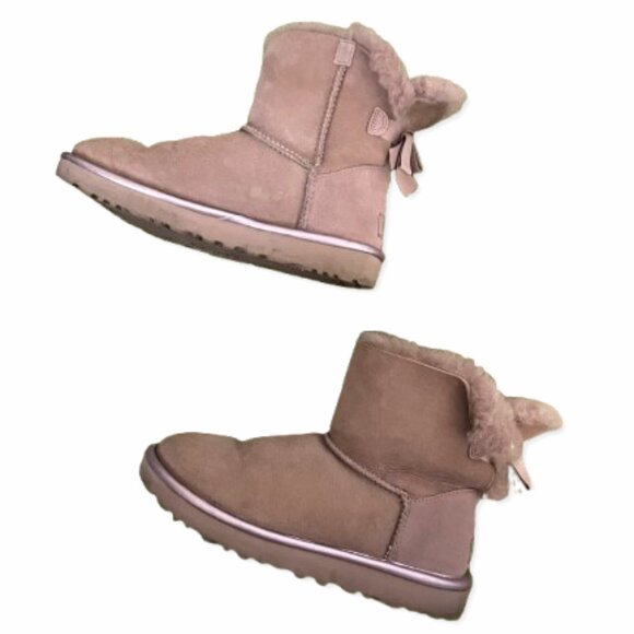 UGG CLASSIC MINI BAILEY BOW II METALLIC DUSK BOOT USA 7/UK 5.5/EU 38 - Picture 2 of 8